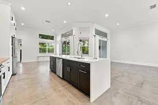 2559 Jardin Ln, Weston, FL 33327 - Photo 8
