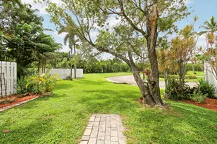 7333 Burgess Dr, Lake Worth, FL 33467 - Photo 18