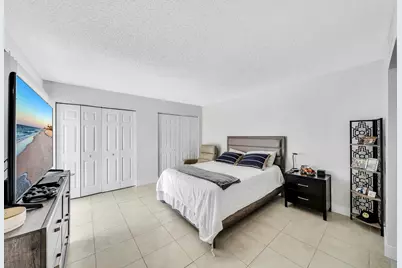 2228 White Pine Circle #A, Greenacres, FL 33415 - Photo 18
