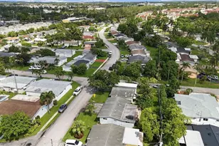 2294 NW 81st Terrace, Sunrise, FL 33322 - Photo 30