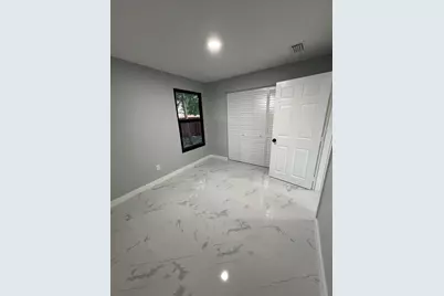 285 NE 43rd Street, Deerfield Beach, FL 33064 - Photo 14