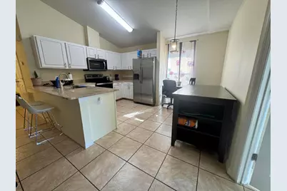 1145 11th Street SW, Vero Beach, FL 32962 - Photo 4
