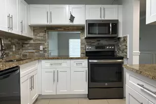 140 Lake Nancy Ln, West Palm Beach, FL 33411 - Photo 1