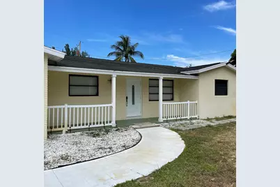 528 N Margaret Court, West Palm Beach, FL 33413 - Photo 1