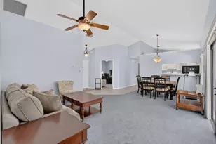 39 Cedar Cir, Boynton Beach, FL 33436 - Photo 12