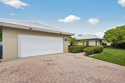 1206 Dolphin Road, Singer Island, FL 33404 - Photo 4