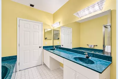 12598 Crystal Pointe Drive #B, Boynton Beach, FL 33437 - Photo 18