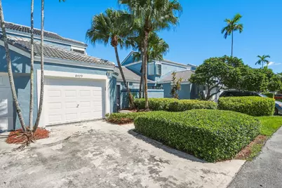 8429 Waterford Circle, Tamarac, FL 33321 - Photo 2