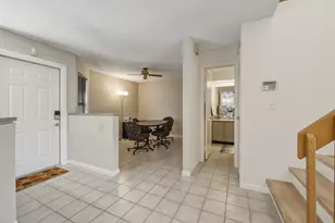8429 Waterford Cir, Tamarac, FL 33321 - Photo 10