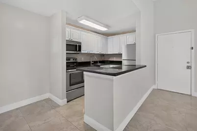 10765 Cleary Boulevard #307, Plantation, FL 33324 - Photo 10