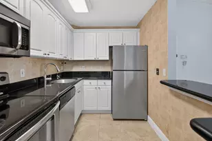 10765 Cleary Blvd, Plantation, FL 33324 - Photo 12