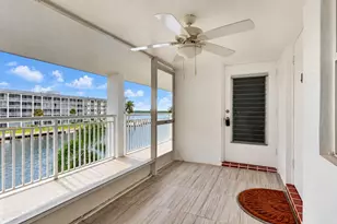 111 Shore Ct, North Palm Beach, FL 33408 - Photo 10