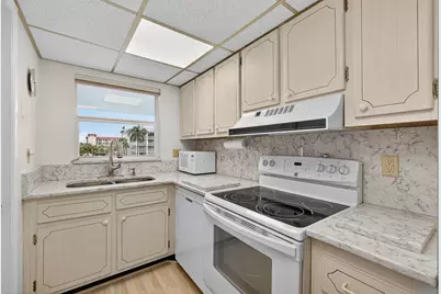 111 Shore Court #301, North Palm Beach, FL 33408 - Photo 8