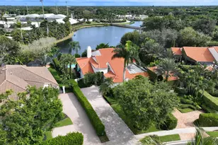 14239 Calypso Ln, Wellington, FL 33414 - Photo 2