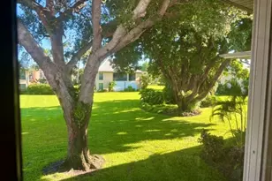 7 SE Turtle Creek Dr, Tequesta, FL 33469 - Photo 16