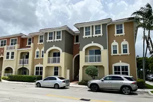 10805 NW 89th Terrace, Doral, FL 33178 - Photo 4
