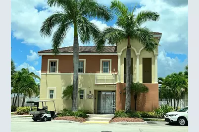 10805 NW 89th Terrace #218-4, Doral, FL 33178 - Photo 2