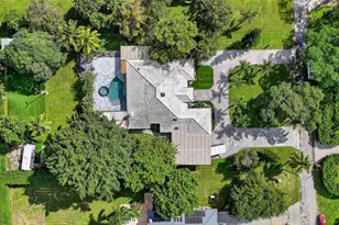5928 NW 77th Terrace, Parkland, FL 33067 - Photo 10