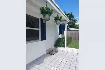 1481 NE 27th Street, Pompano Beach, FL 33064 - Photo 16
