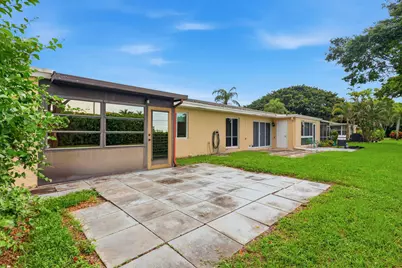 13984 Via Flora #C, Delray Beach, FL 33484 - Photo 22
