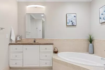 19 Harbour Isle Drive W #202, Fort Pierce, FL 34949 - Photo 18