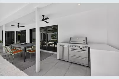 2118 NE 15th Terrace, Wilton Manors, FL 33305 - Photo 14