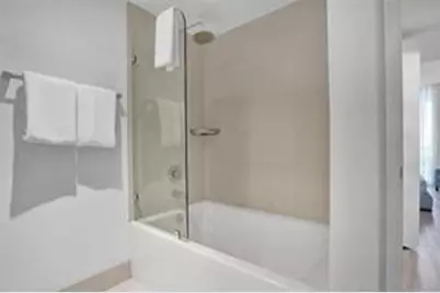 2602 E Hallandale Beach #R907, Hallandale Beach, FL 33009 - Photo 4