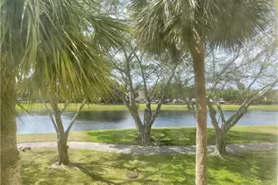 2322 S Cypress Bend Dr, Pompano Beach, FL 33069 - Photo 20