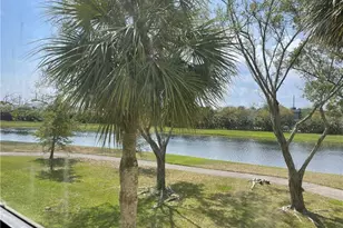 2322 S Cypress Bend Dr, Pompano Beach, FL 33069 - Photo 24