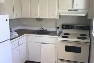 652 SW 16th Ave, Fort Lauderdale, FL 33312 - Photo 2