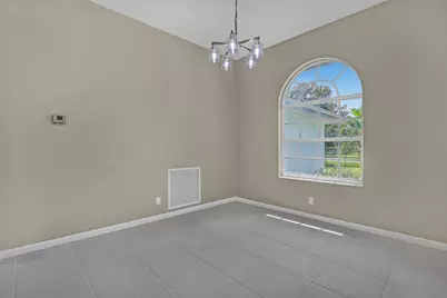 16085 E Secretariat Drive, The Acreage, FL 33470 - Photo 10
