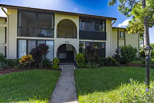 106 Lake Pine Cir, Greenacres, FL 33463 - Photo 2