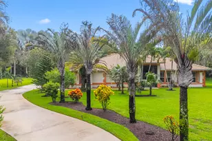 14811 Horseshoe Trce, Wellington, FL 33414 - Photo 4