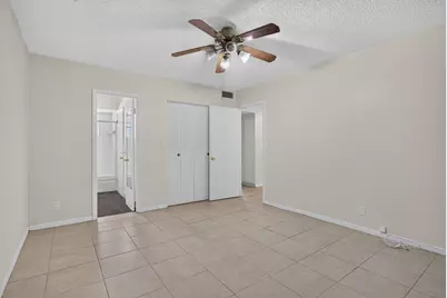 5181 W Oakland Park Boulevard #104, Lauderdale Lakes, FL 33313 - Photo 12