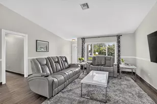22606 SW 6th St, Boca Raton, FL 33433 - Photo 8