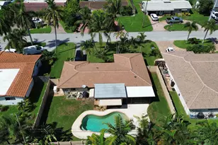 2630 NE 53rd Ct, Lighthouse Point, FL 33064 - Photo 4