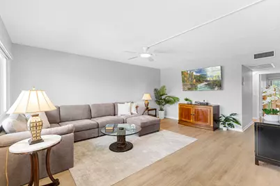 244 Richmond F #244, Deerfield Beach, FL 33442 - Photo 8