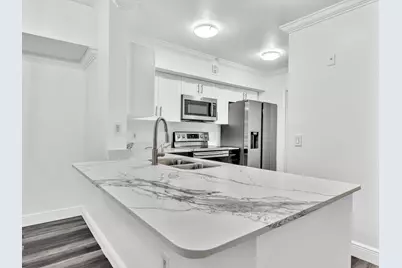 2433 Centergate Drive, Miramar, FL 33025 - Photo 10