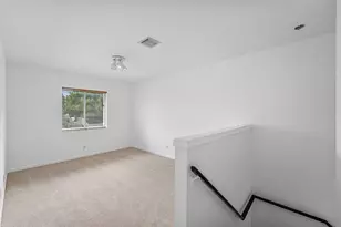 11031 Periwinkle Ln, Tamarac, FL 33321 - Photo 14