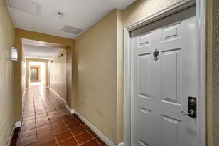 630 S Sapodilla Ave, West Palm Beach, FL 33401 - Photo 4