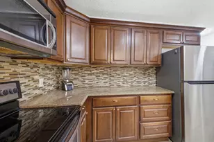 9160 Fairbanks Ln, Boca Raton, FL 33496 - Photo 10