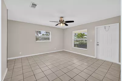 8697 SE Hobe Ridge Avenue, Hobe Sound, FL 33455 - Photo 6