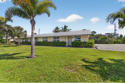 8697 SE Hobe Ridge Avenue, Hobe Sound, FL 33455 - Photo 2