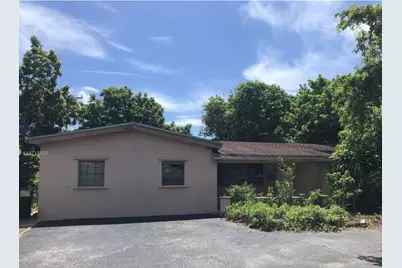 7571 Lasalle Boulevard, Miramar, FL 33023 - Photo 1