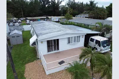 5863 SW 29th Avenue, Fort Lauderdale, FL 33312 - Photo 2