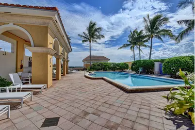 403 S Sapodilla Avenue #718, West Palm Beach, FL 33401 - Photo 1