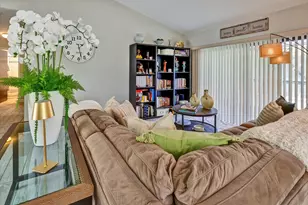 7007 NW 40th Pl, Coral Springs, FL 33065 - Photo 12