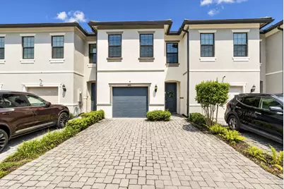 4416 Appleton Circle E, Oakland Park, FL 33309 - Photo 1