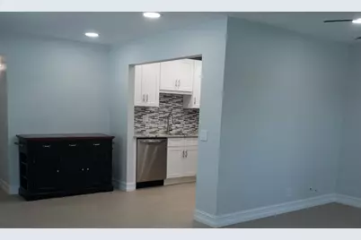 912 Flanders S, Delray Beach, FL 33484 - Photo 6