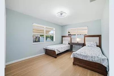 28 SE 8th Avenue, Deerfield Beach, FL 33441 - Photo 12